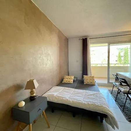 T2 Avec Piscine, 4 Couchages - - Fr-1-226b-161 * La Croix-Valmer