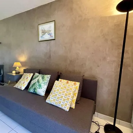 T2 Avec Piscine, 4 Couchages - - Fr-1-226b-161